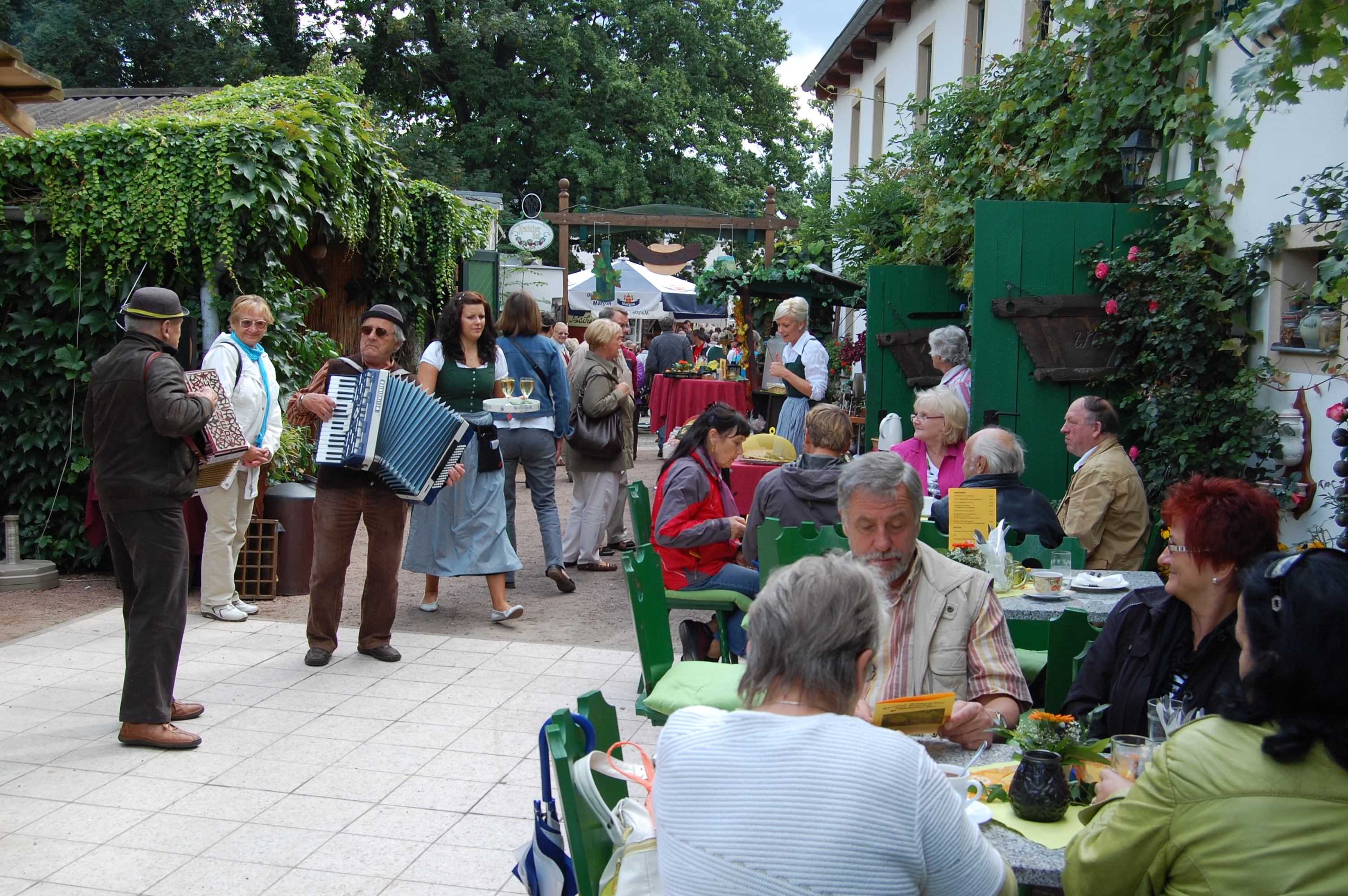 Weinboehla Foto H Kotte